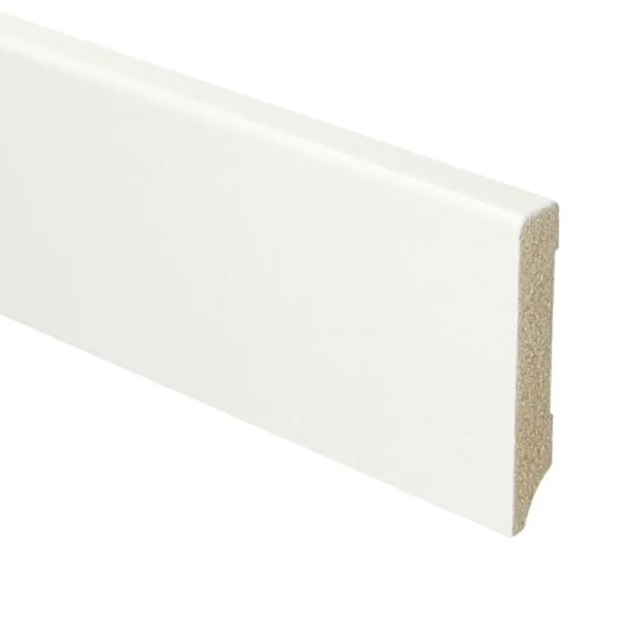 Moderne plinten RAL9016: frisse witte MDF plinten die een strakke, eigentijdse afwerking aan muren biedt voor moderne en minimalistische interieurs