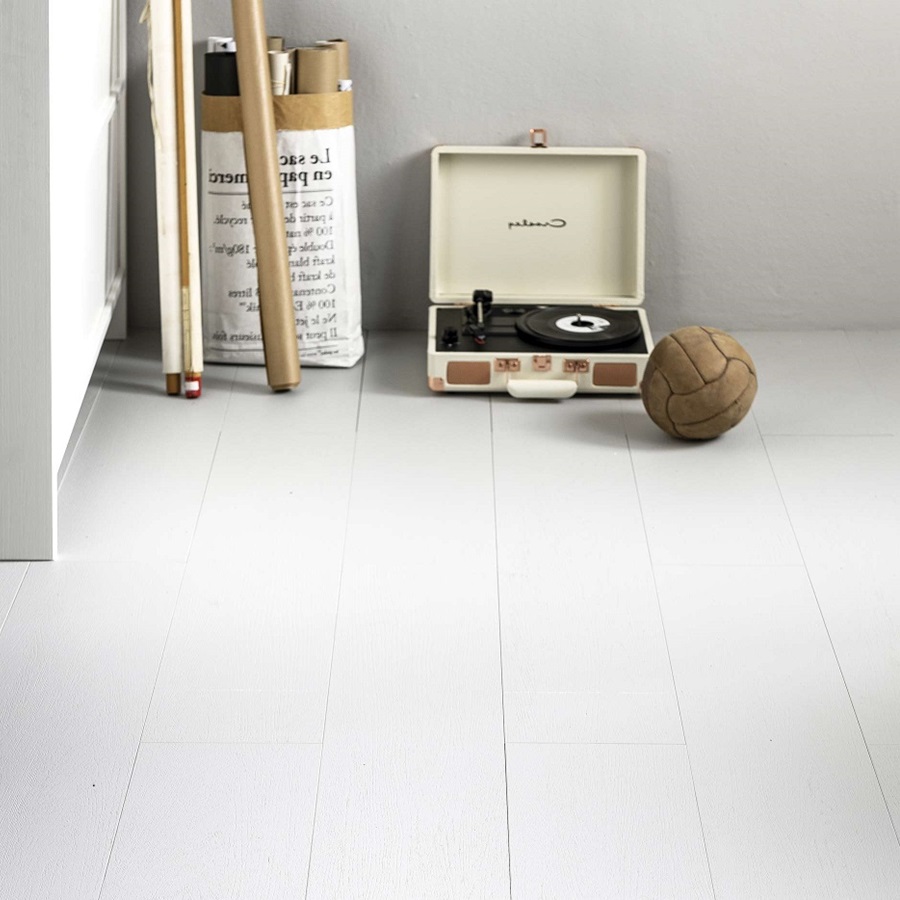 Ontdek witte PVC vloeren, ideaal voor een frisse en moderne uitstraling, perfect voor het creëren van een ruimtelijk en eigentijds interieur